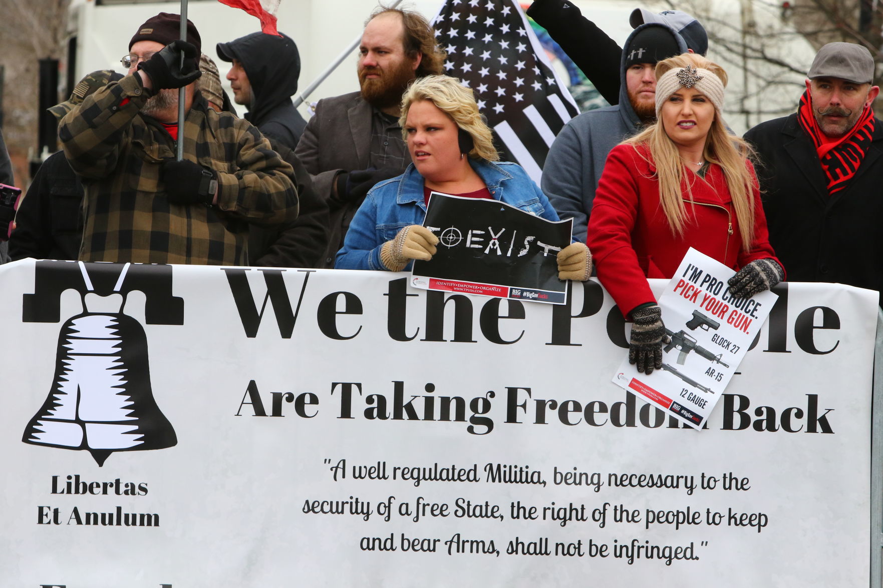 Gallery: March for Our Lives counterprotesters in Valparaiso